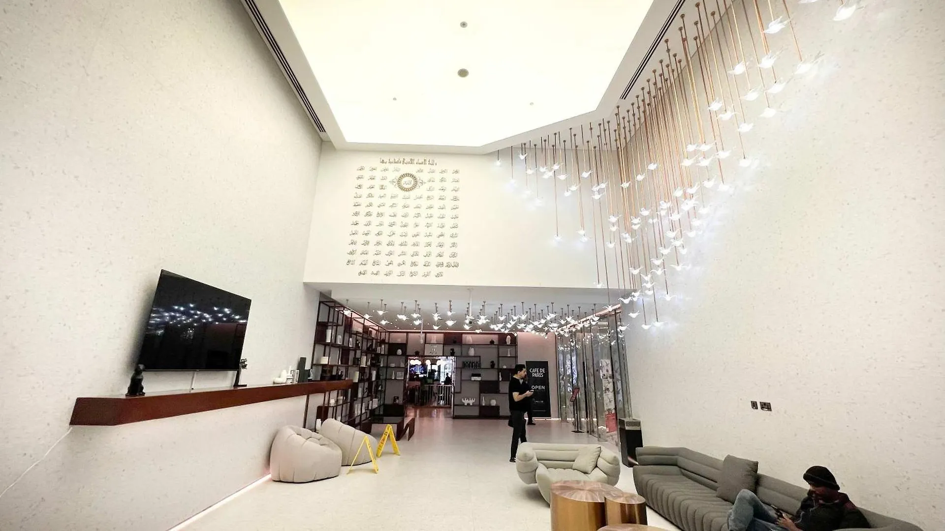 Majestay - Mag Living Dubaj Apartmán