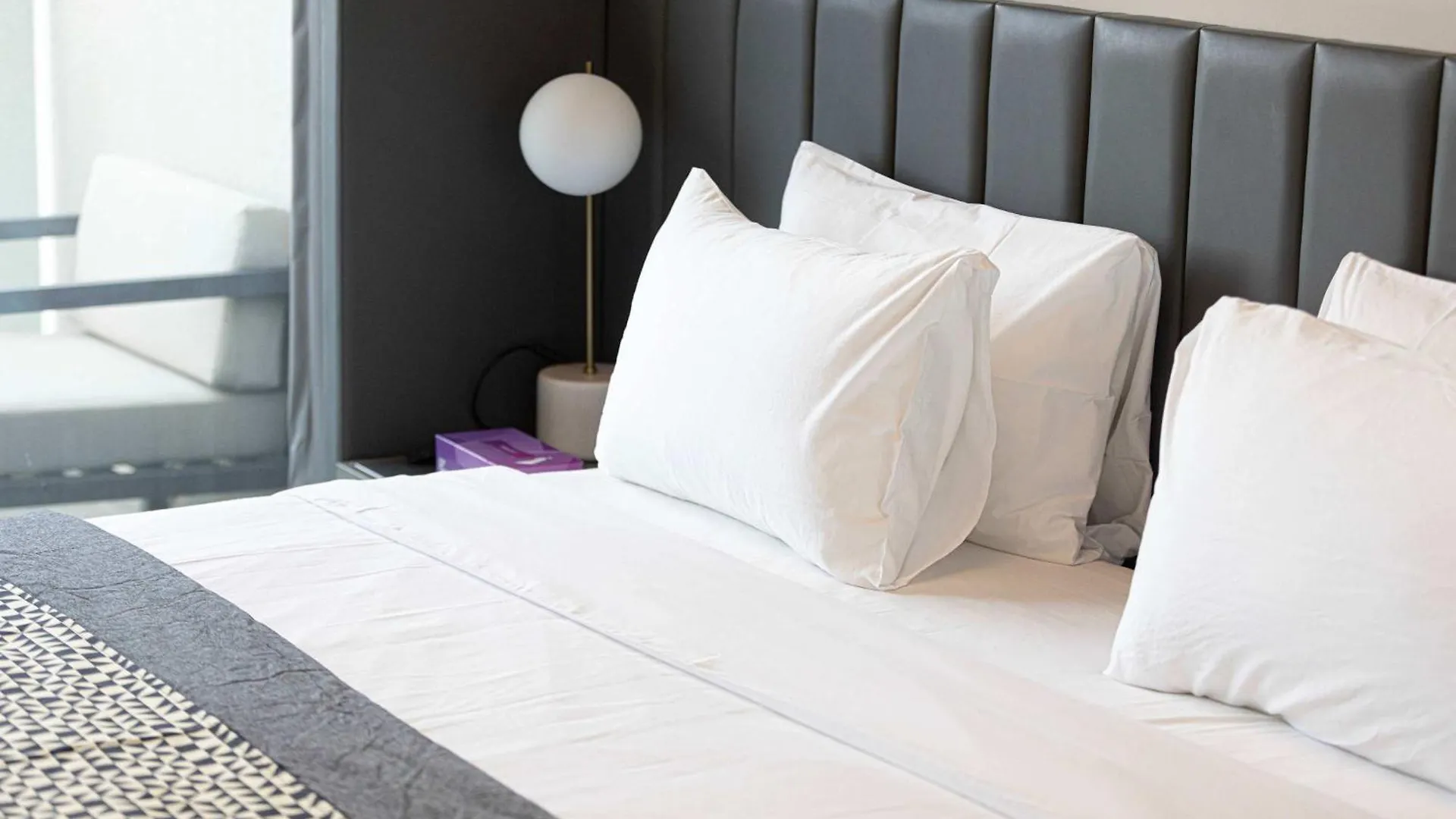 Majestay - Mag Living Dubai Apartment