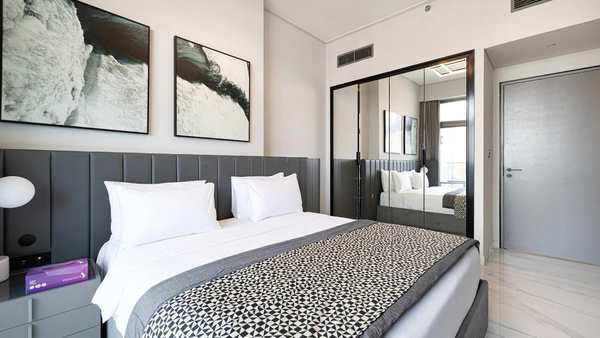 Majestay - Mag Living Dubai 0*,