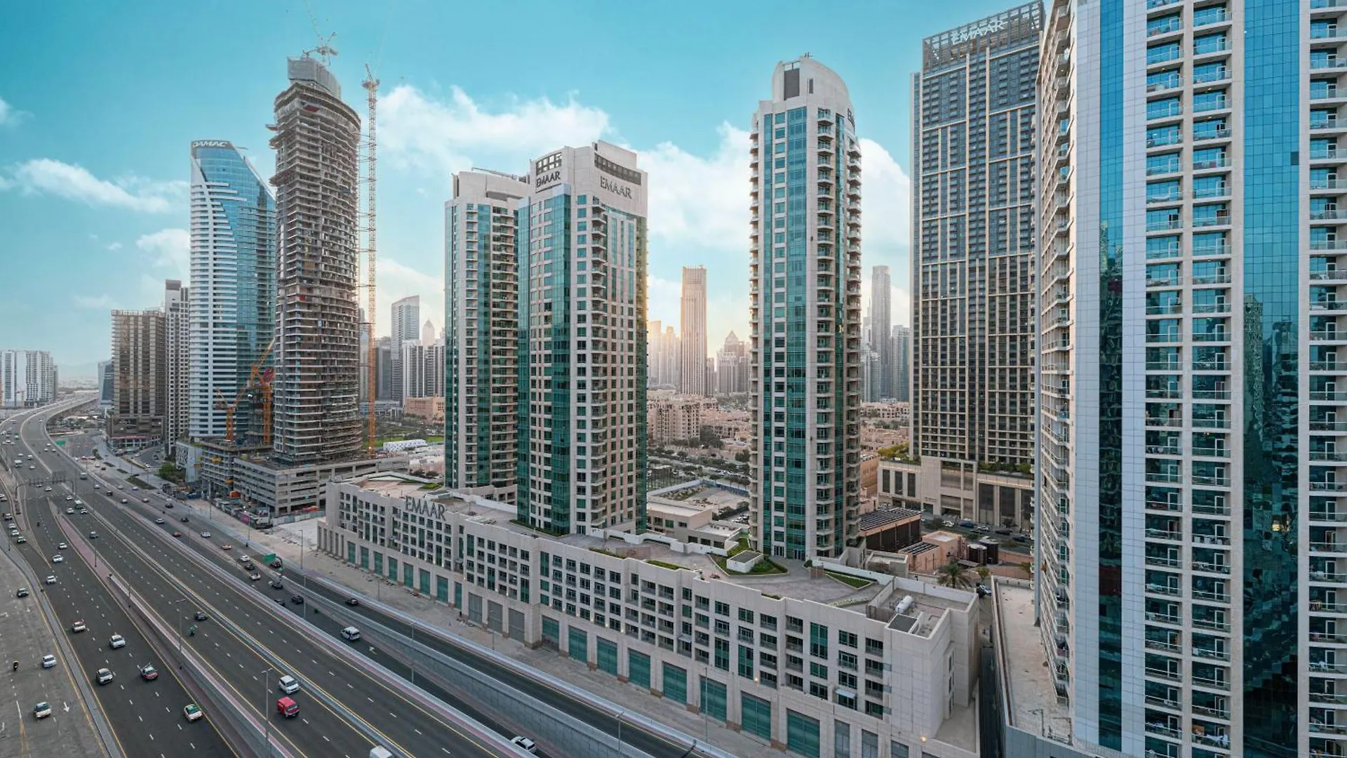 Apartment Majestay - Mag Living Dubai
